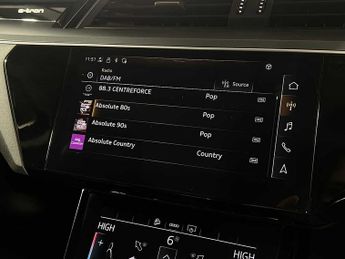 Audi e-tron Technik 55 quattro 300,00 kW