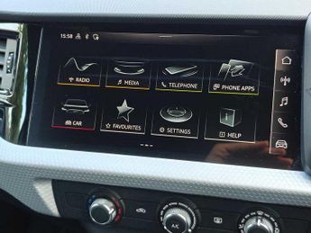 Audi A1 Sportback S line 35 TFSI  150 PS S tronic