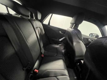 Audi Q2 S line 35 TFSI  150 PS S tronic