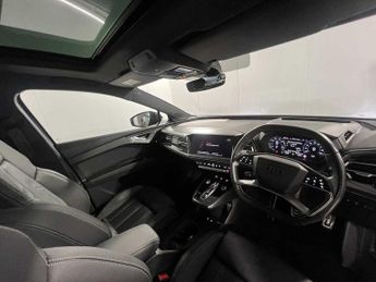 Audi Q4 E-tron Q4  (S) Black Edition 50 e-tron quattro 220,00 kW