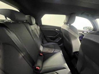 Audi A1 Sportback Vorsprung 30 TFSI  110 PS S tronic
