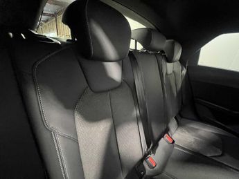 Audi A1 Sportback Vorsprung 30 TFSI  110 PS S tronic