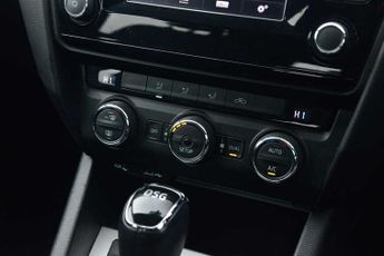 SKODA Octavia 1.6 TDI CR SE 5dr DSG