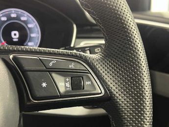 Audi A4 Avant S line 40 TFSI  204 PS S tronic