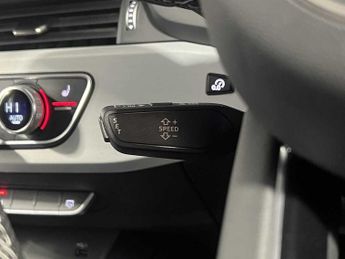 Audi A4 Avant S line 40 TFSI  204 PS S tronic