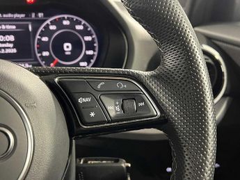 Audi Q2 S line 35 TFSI  150 PS S tronic