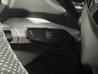 Audi Q2 S line 35 TFSI  150 PS S tronic