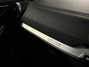 Audi Q2 S line 35 TFSI  150 PS S tronic