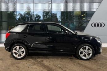 Audi Q2 S line 35 TFSI  150 PS S tronic