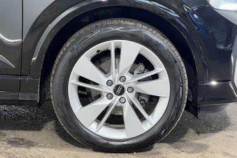 Audi Q2 S line 35 TFSI  150 PS S tronic