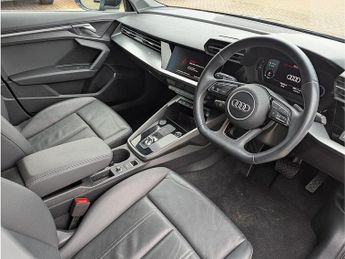 Audi A3 Sportback Sport 40 TFSI e  204 PS S tronic