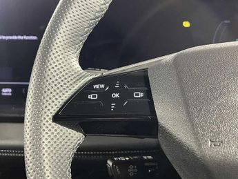 Audi Q6 E-tron Q6 SUV S line e-tron  185,00 kW