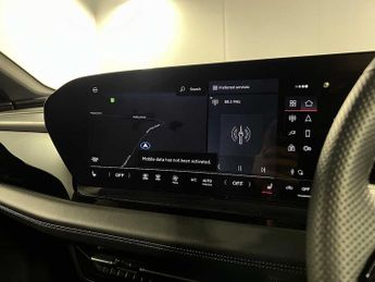 Audi Q6 E-tron Q6 SUV S line e-tron  185,00 kW