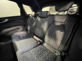 Audi Q4 E-tron Q4  Edition 1 40 e-tron  150,00 kW