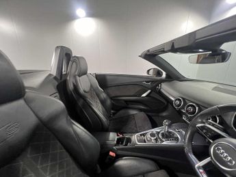 Audi TT Roadster S line 40 TFSI  197 PS S tronic