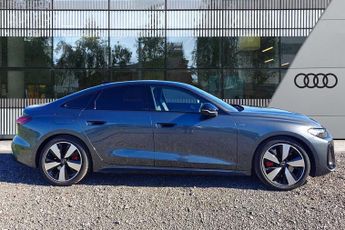 Audi A5 Saloon Edition 1 e-hybrid quattro 299 PS S tronic
