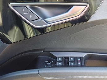 Audi Q4 E-tron Sportback Q4 Sportback Black Edition 45 e-tron  210,00 kW