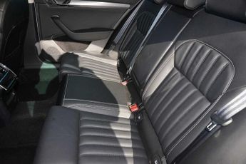 SKODA Superb 2.0 TDI CR SE L 5dr DSG