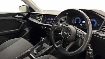 Audi A1 Sportback Technik 30 TFSI  110 PS S tronic