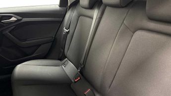 Audi A1 Sportback Technik 30 TFSI  110 PS S tronic