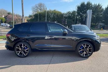 Volkswagen Touareg 3.0 V6 TSI eHybrid 4Motion R 5dr Tip Auto