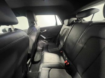 Audi Q2 S line 35 TFSI  150 PS S tronic