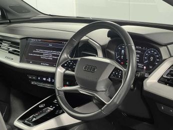 Audi Q4 E-tron Q4  Sport 35 e-tron  125,00 kW