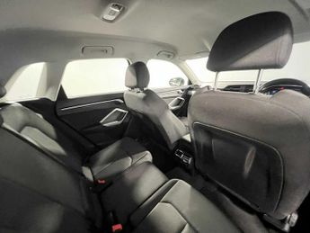 Audi Q3 Sport 35 TFSI  150 PS S tronic