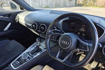 Audi TT Coup- Sport 40 TFSI  197 PS S tronic