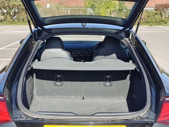 Audi TT Coup- Sport 40 TFSI  197 PS S tronic