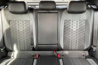 Volkswagen T-roc 1.5 TSI R-Line 5dr DSG