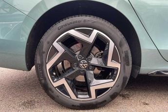 Volkswagen Passat 1.5 TSI eHybrid R-Line 5dr DSG