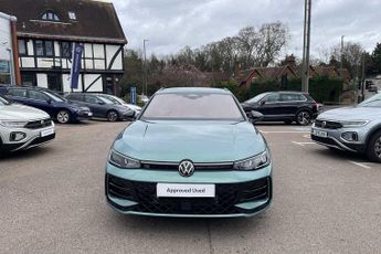 Volkswagen Passat 1.5 TSI eHybrid R-Line 5dr DSG