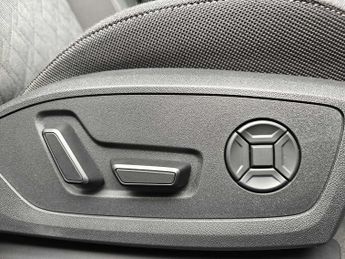 Audi A6 Avant Launch Edition Plus TDI quattro 204 PS S tronic