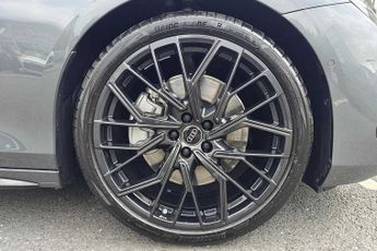 Audi A6 Avant Launch Edition Plus TDI quattro 204 PS S tronic