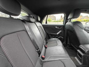 Audi Q2 S line 35 TFSI  150 PS S tronic