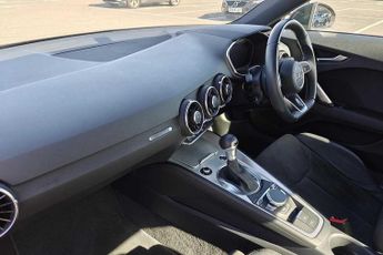 Audi TT Coup- Sport 40 TFSI  197 PS S tronic