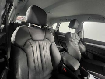 Audi Q5 Sport 45 TFSI quattro 265 PS S tronic