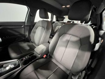 Audi A3 Sportback Technik 30 TFSI  110 PS S tronic