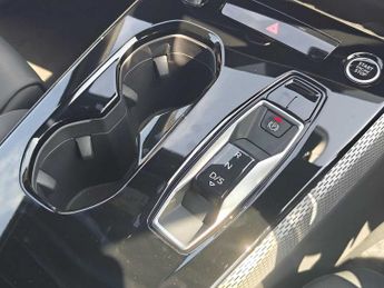 Audi A5 Saloon S line e-hybrid quattro 299 PS S tronic