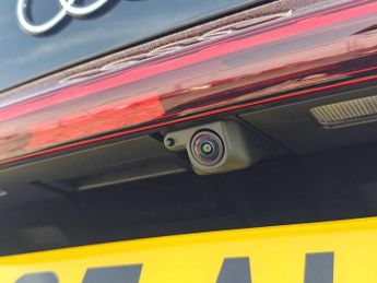 Audi A5 Saloon S line e-hybrid quattro 299 PS S tronic