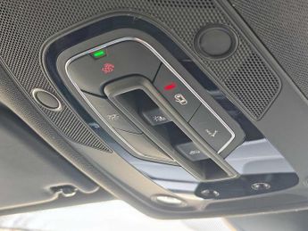 Audi Q5 S line 50 TFSI e quattro 299 PS S tronic