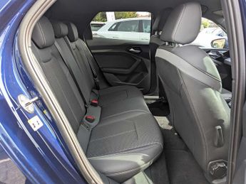 Audi A1 Sportback S line 25 TFSI  95 PS S tronic