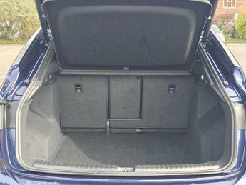 Audi Q4 E-tron Sportback Q4 Sportback (O) Edition 1 45 e-tron  210,00 kW