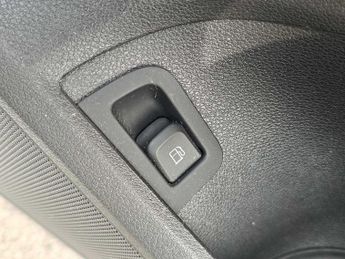 Audi A3 Sportback - 40 e-tron  204 PS S tronic