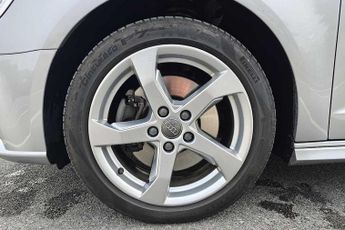 Audi A3 Sportback - 40 e-tron  204 PS S tronic