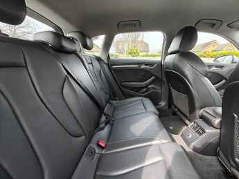 Audi A3 Sportback - 40 e-tron  204 PS S tronic