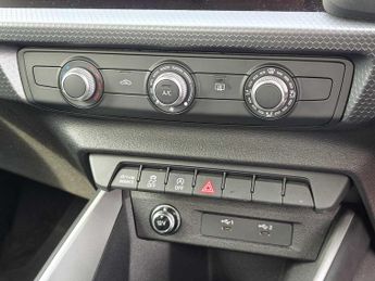 Audi A1 Sportback (O) Sport 30 TFSI  110 PS S tronic