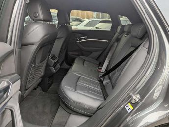 Audi e-tron Black Edition 55 quattro 300,00 kW