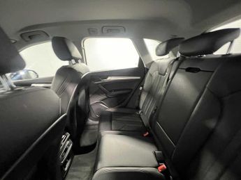 Audi Q5 Sport 40 TDI quattro 204 PS S tronic